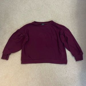 Cute burgundy sweatshirt!